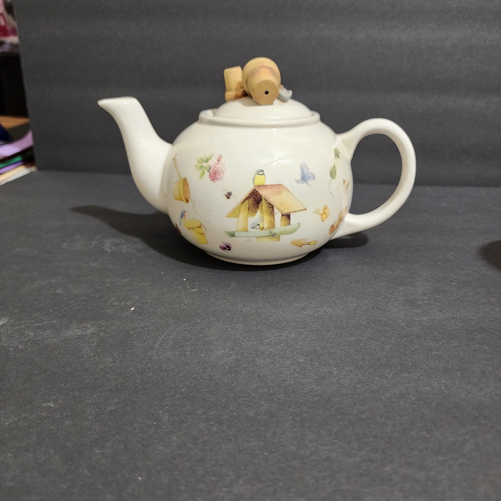 Vintage Marjolein Bastin Floral Garden Teapot. India